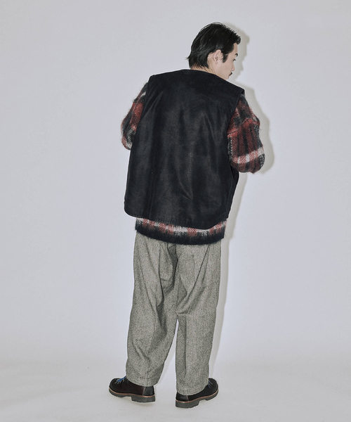 JOURNAL STANDARD J.S HOMESTEAD（ジャーナルスタンダードホームステッド）の「J.S.Homestead / フロック レザー ジップ ベスト（その他アウター・メンズ・ブラック/ブラウン系その他・MEDIUM/LARGE）」の9枚目の写真