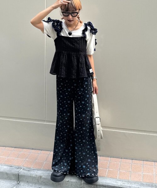 HELLO.SANFRANCISCO（ハローサンフランシスコ）の「【HELLO.SANFRANCISCO/ハローサンフランシスコ】アソート柄フロッキープリントフレアパンツ（その他パンツ・レディース・ホワイト系その他/ホワイト/ブラック/ブラック系その他・MEDIUM/SMALL）」の11枚目の写真