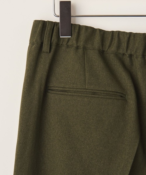 info. BEAUTY&YOUTH(インフォビューティアンドユース)の「【マルチサイズ】ポリエステルサージ ワイドストレート スラックス(スラックス・メンズ・ダークグリーン/オレンジ系その他/ブラック/オリーブ・マルチサイズ)」の13枚目の写真