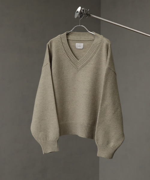 welise（ウェライズ）の「【welise/ウェライズ】マルチプルファンクションズ オーバースリーブ ショート丈 2重襟Vネックニット（ニット/セーター・メンズ・レッド/オフホワイト/チャコールグレー/杢グレー/ブラック系その他/ダークネイビー・L/S/M）」の7枚目の写真