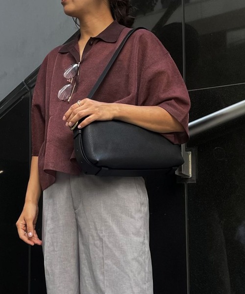 Scrap Book(スクラップブック)の「【TOFF&LOADSTONE】Easy(M)(ショルダーバッグ・レディース・ブラック/ベージュ・FREE)」の2枚目の写真