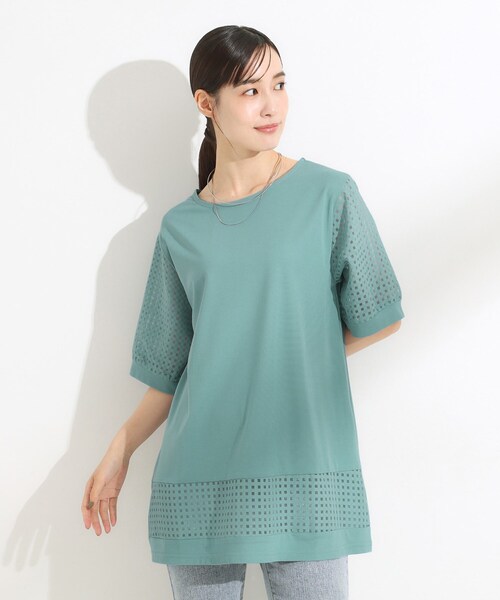 SHOO・LA・RUE(シューラルー)の「【ひんやり/S-LL/二の腕カバー】シアーチェックがポイント 5分袖チュニック(チュニック・レディース・ライトブルー/ブラウン系/ブラック・04/03/02/01)」の12枚目の写真