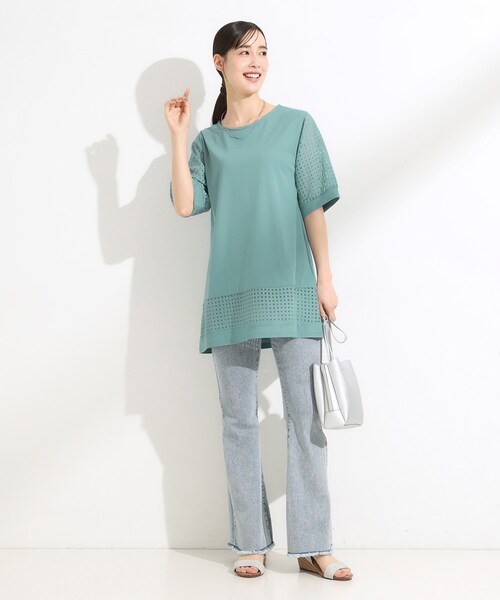 SHOO・LA・RUE(シューラルー)の「【ひんやり/S-LL/二の腕カバー】シアーチェックがポイント 5分袖チュニック(チュニック・レディース・ライトブルー/ブラウン系/ブラック・04/03/02/01)」の14枚目の写真