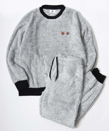 Tom＆Jerry（トムアンドジェリー）の「2025AW Tom and Jerry/トムとジェリー シャギーボアフリース ワンポイント刺繍 スウェットトレーナー×パンツ セットアップ/上下セット（ルームウェア/パジャマ）」
