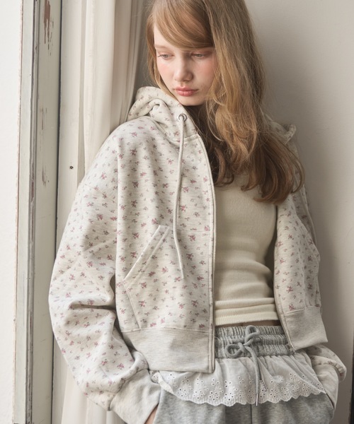 Birthday room（バースデイルーム）の「小花柄スウェットパーカー/Small floral print hoodie（パーカー・レディース・オートミール/ネイビー・FREE）」の15枚目の写真