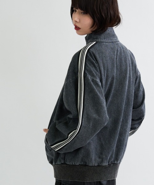A.D.C.L.（エーディーシーエル）の「トラックライン付き オーバーサイズ デニムジャケット（Gジャン）（デニムジャケット・レディース・ブラック/ブルー・M/L）」の7枚目の写真
