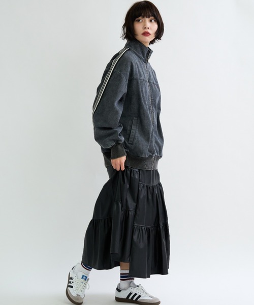 A.D.C.L.（エーディーシーエル）の「トラックライン付き オーバーサイズ デニムジャケット（Gジャン）（デニムジャケット・レディース・ブラック/ブルー・M/L）」の11枚目の写真