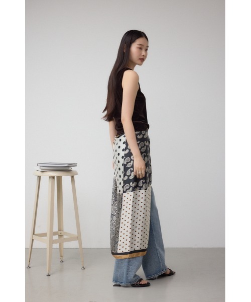 AZUL by moussy(アズールバイマウジー)の「マルチパターンコンビネーションスカーフ(バンダナ/スカーフ・レディース・ホワイト系その他・FREE)」の2枚目の写真
