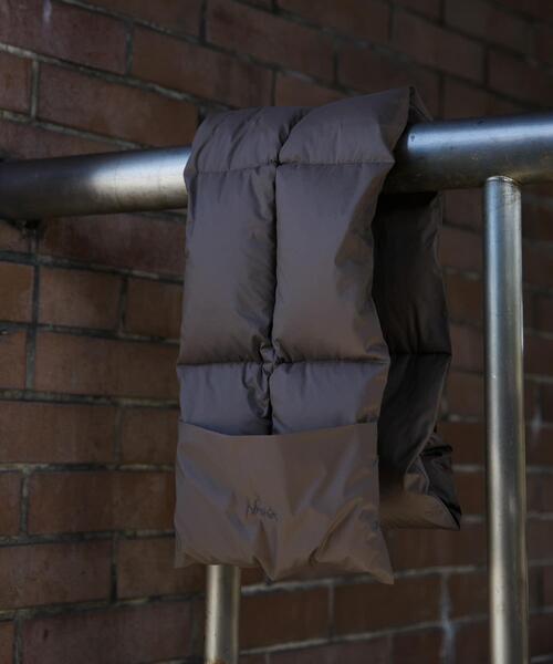 NANGA（ナンガ）の「『別注』NANGA×DOORS　DOWN MUFFLER（マフラー・メンズ・ブラック/グレー/モカ/チャコールグレー/ブルー・-）」の18枚目の写真