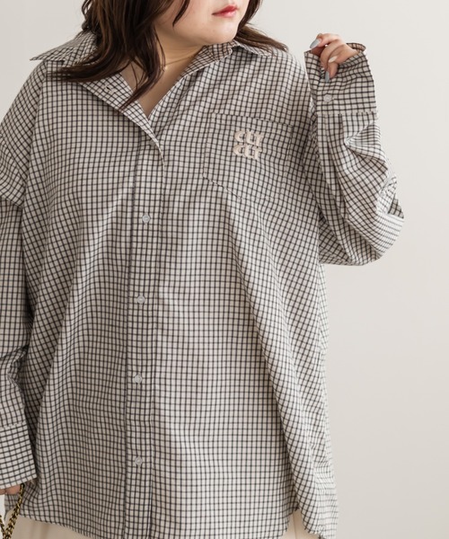 CLETTE(クレット)の「CLETTEオリジナルロゴ刺繍オーバーサイズチェックシャツ(シャツ/ブラウス・レディース・ベージュ/ブルー/アイボリー・4L/3L/LL)」の5枚目の写真