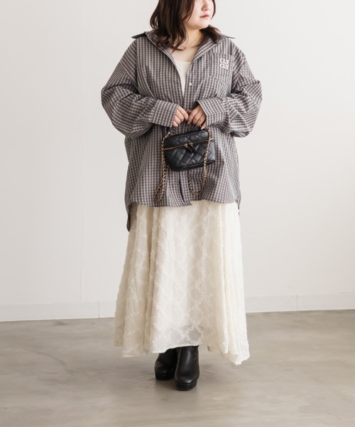 CLETTE(クレット)の「CLETTEオリジナルロゴ刺繍オーバーサイズチェックシャツ(シャツ/ブラウス・レディース・ベージュ/ブルー/アイボリー・4L/3L/LL)」の11枚目の写真