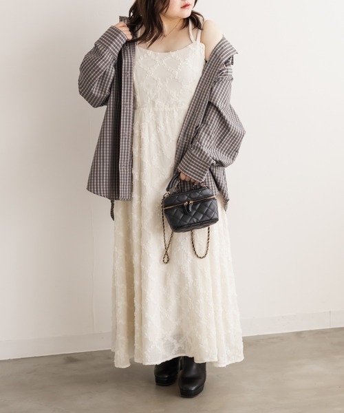 CLETTE(クレット)の「CLETTEオリジナルロゴ刺繍オーバーサイズチェックシャツ(シャツ/ブラウス・レディース・ベージュ/ブルー/アイボリー・4L/3L/LL)」の10枚目の写真