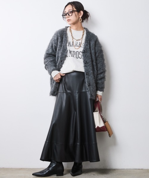 CHIC STYLE(シックスタイル)の「綿100%裏起毛ロゴプリントスウェット<大きいサイズ有>シックスタイル(スウェット・レディース・オートミール/杢グレー・3L/LL/L/M/5L/4L)」の22枚目の写真