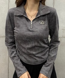 プレート付きショート丈ジップラメロングスリーブTシャツ