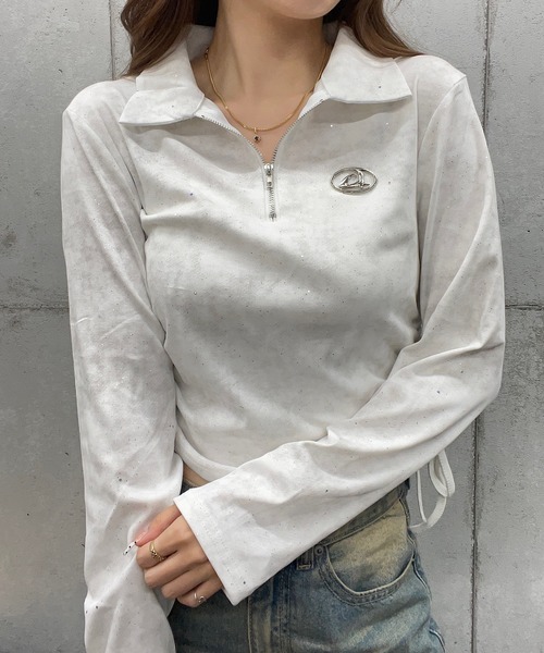ROGER AND RAW（ロジャーアンドロウ）の「プレート付きショート丈ジップラメロングスリーブＴシャツ（Tシャツ/カットソー・レディース・ホワイト/ブラック/グレー・MEDIUM/LARGE）」の2枚目の写真