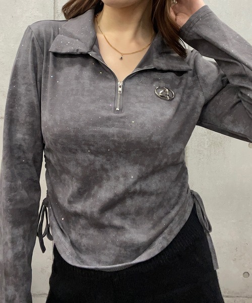 ROGER AND RAW（ロジャーアンドロウ）の「プレート付きショート丈ジップラメロングスリーブＴシャツ（Tシャツ/カットソー・レディース・ホワイト/ブラック/グレー・MEDIUM/LARGE）」の8枚目の写真