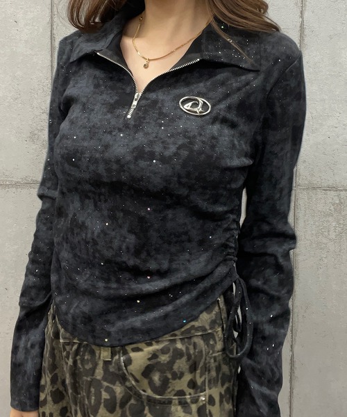 ROGER AND RAW（ロジャーアンドロウ）の「プレート付きショート丈ジップラメロングスリーブＴシャツ（Tシャツ/カットソー・レディース・ホワイト/ブラック/グレー・MEDIUM/LARGE）」の11枚目の写真
