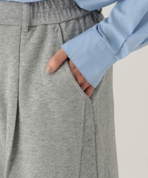 Elura（エルーラ）の「スウェットカーブパンツ/607527（スウェットパンツ・レディース・ブラック/グレー・FREE）」の17枚目の写真