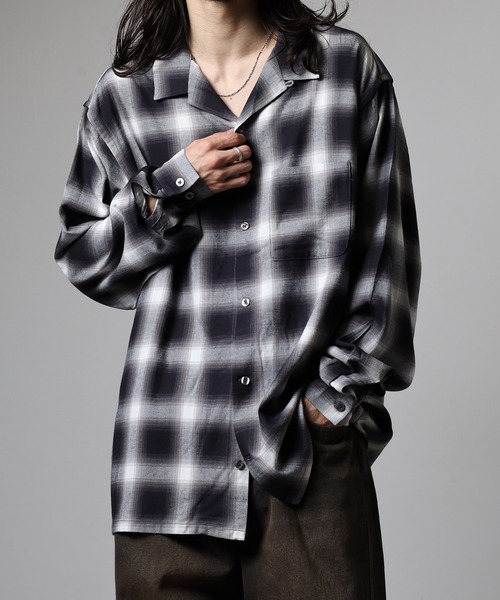 OMNES(オムネス)の「オンブレチェックシャツ(シャツ/ブラウス・レディース・ブラック・L/M)」の1枚目の写真