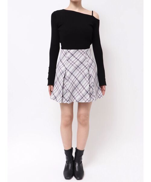 MERCURYDUO(マーキュリーデュオ)の「オリジナルロービングチェックミニスカパン(その他パンツ・レディース・ブラック/オフホワイト/パープル/レッド・SMALL/MEDIUM)」の21枚目の写真