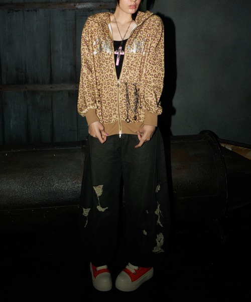 dollslutz(ドルズラッツ)の「【dollslutz】silver metallic over zip hoodie / 【ドルズラッツ】シルバーメタリックオーバージップフーディー(パーカー・レディース・ピンク/レオパード/ブラック・FREE)」の15枚目の写真