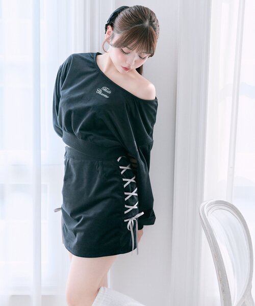 OLIVE des OLIVE(オリーブデオリーブ)の「【Belle Charme】リボンリボンベロアセットアップ(ワンピース・レディース・ブラック/オートミール/ピンク・FREE)」の1枚目の写真
