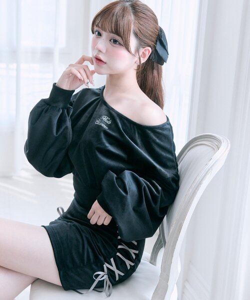 OLIVE des OLIVE(オリーブデオリーブ)の「【Belle Charme】リボンリボンベロアセットアップ(ワンピース・レディース・ブラック/オートミール/ピンク・FREE)」の18枚目の写真