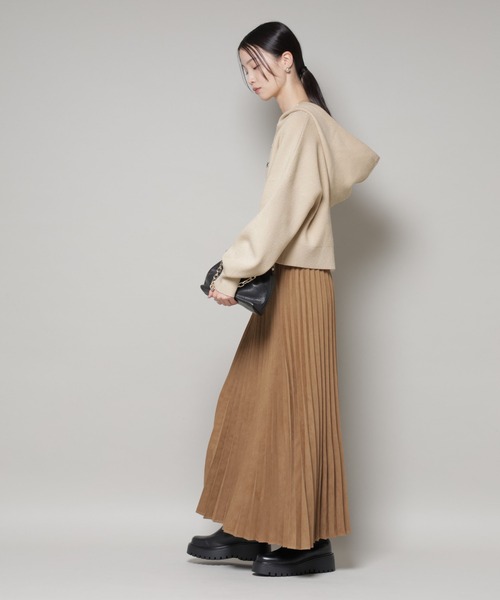 PENNEYS（ぺニーズ）の「PENNEYS別注TheFOXニットフーディー（ニット/セーター・レディース・ブルー/ブラック/ベージュ・FREE）」の8枚目の写真