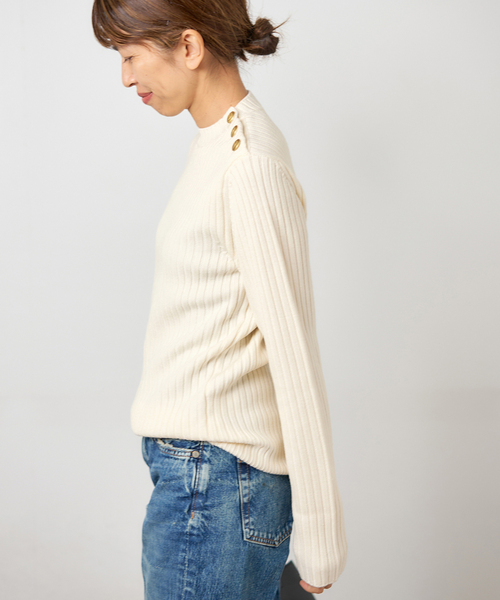 IENA(イエナ)の「ワイドリブプルオーバー(ニット/セーター・レディース・グレー/アイボリー/ネイビー・FREE)」の2枚目の写真