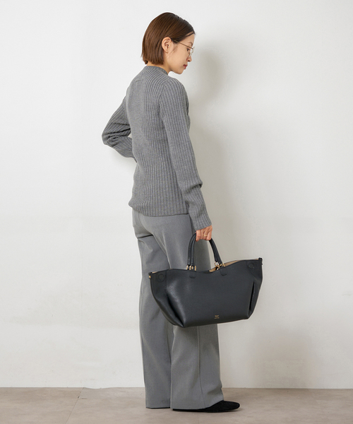 IENA(イエナ)の「ワイドリブプルオーバー(ニット/セーター・レディース・グレー/アイボリー/ネイビー・FREE)」の7枚目の写真