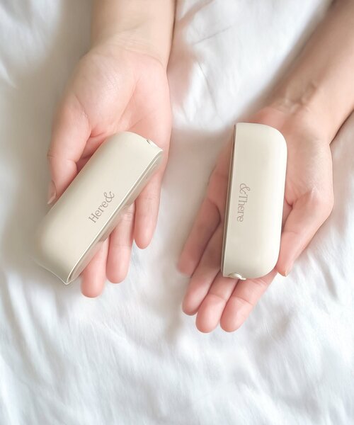 BIRTHDAY BAR（バースデイバー）の「充電式ニコイチ型シェアカイロ Here＆There（生活家電・レディース・ピンク/ベージュ・0）」の2枚目の写真