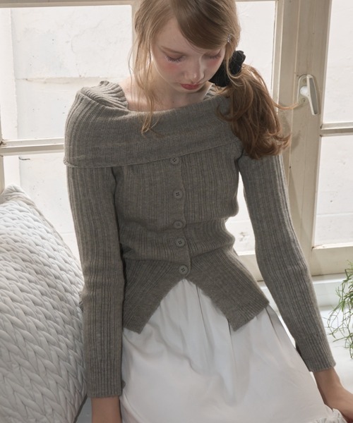 Birthday room（バースデイルーム）の「オフショルダーリブニット/off-the-shoulder ribbed knit（ニット/セーター・レディース・グレー/アイボリー・FREE）」の5枚目の写真