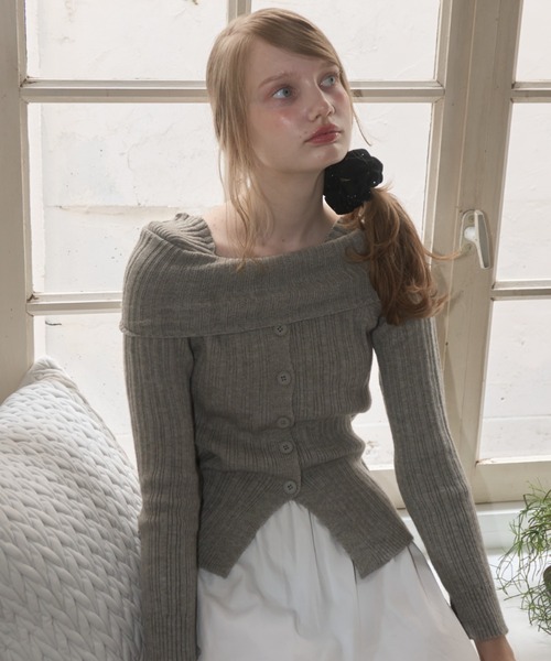 オフショルダーリブニット/off-the-shoulder ribbed knit（ニット