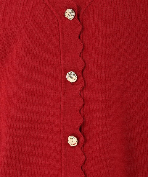 STRAWBERRY-FIELDS(ストロベリーフィールズ)の「ソフティバルキー_スカラップVネックニット(カーディガン/ボレロ・レディース・オフホワイト/レッド・2)」の12枚目の写真