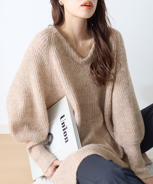 ReDial(リダイアル)の「ルーズスリーブVネックニット(ニット/セーター・レディース・ベージュ/ブルー・M/L)」の15枚目の写真