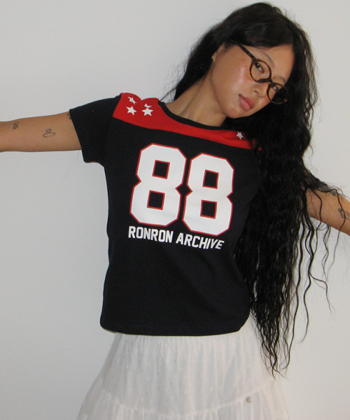 RONRON(ロンロン)の「SPORTY 88 STAR SHORT T SHIRT NAVY(Tシャツ/カットソー・レディース・その他・FREE)」の5枚目の写真