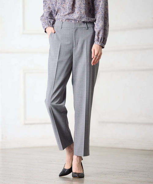 A/C DESIGN BY ALPHA CUBIC（エーシーデザインバイアルファキュービック）の「【ファーストライン】ストレッチテーパードパンツ【セットアップ対応・新色追加】（その他パンツ・レディース・ライトグレー/ブラック/ベージュ/ネイビー・61/64/67）」の2枚目の写真