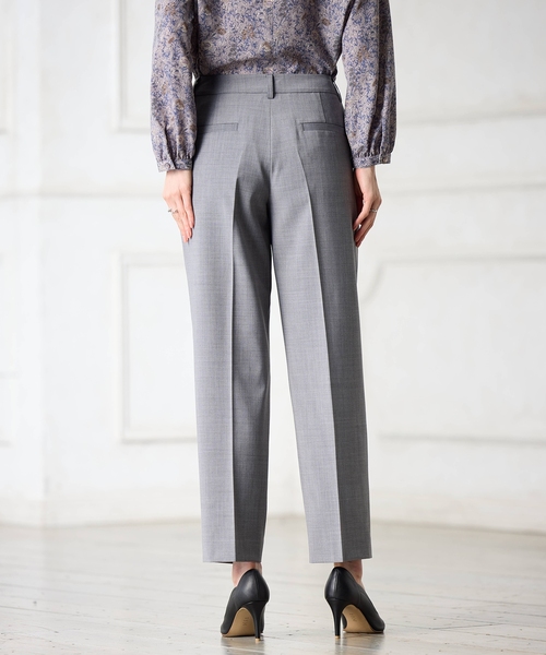 A/C DESIGN BY ALPHA CUBIC（エーシーデザインバイアルファキュービック）の「【ファーストライン】ストレッチテーパードパンツ【セットアップ対応・新色追加】（その他パンツ・レディース・ライトグレー/ブラック/ベージュ/ネイビー・61/64/67）」の17枚目の写真