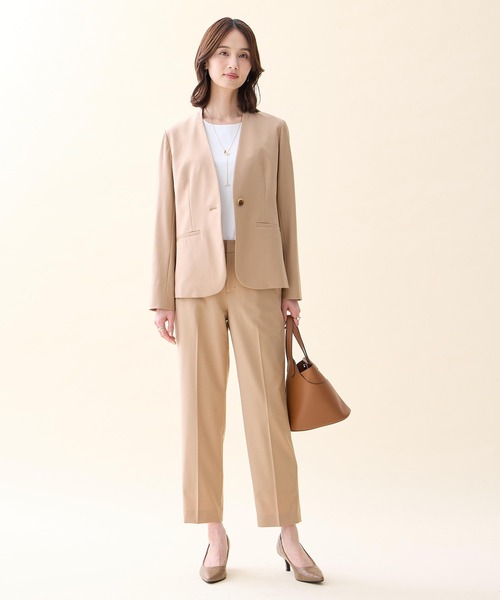 A/C DESIGN BY ALPHA CUBIC（エーシーデザインバイアルファキュービック）の「【ファーストライン】ストレッチテーパードパンツ【セットアップ対応・新色追加】（その他パンツ・レディース・ライトグレー/ブラック/ベージュ/ネイビー・61/64/67）」の5枚目の写真