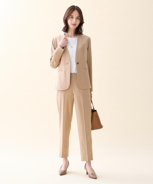 A/C DESIGN BY ALPHA CUBIC（エーシーデザインバイアルファキュービック）の「【ファーストライン】ストレッチテーパードパンツ【セットアップ対応・新色追加】（その他パンツ・レディース・ライトグレー/ブラック/ベージュ/ネイビー・61/64/67）」の7枚目の写真