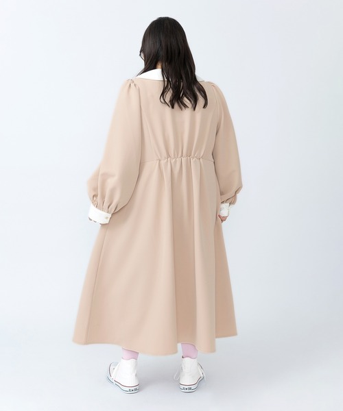 PUNYUS(プニュズ)の「長袖パフスリーブワンピース(ワンピース・レディース・ブラック/サックスブルー/ベージュ・4/3/2/1/5)」の9枚目の写真