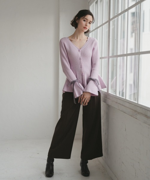 31 Sons de mode（トランテアン　ソン　ドゥ　モード）の「2025秋冬新作 袖リボンベロアペプラムニット（ニット/セーター・レディース・ピンク/ブルー/オフホワイト・ﾌﾘ-）」の5枚目の写真