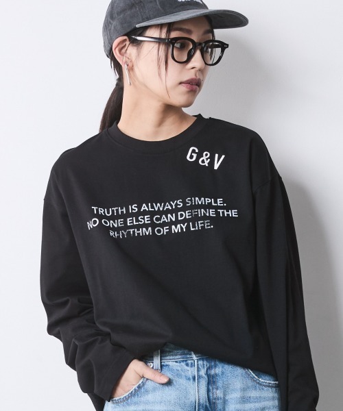 CHIC STYLE(シックスタイル)の「ロゴプリントTシャツ<大きいサイズ有>シックスタイル(Tシャツ/カットソー・レディース・ブラック/オフホワイト・5L/4L/3L/LL/L/M)」の2枚目の写真