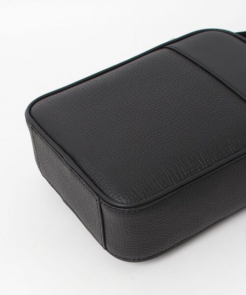 BOSS(ボス)の「BOSS New Crosstown WI_NS reporter bag ボス ニュー クロスタウン レポーターバッグ(ショルダーバッグ・メンズ・ブラック・FREE)」の3枚目の写真