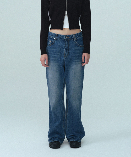 Rest&Recreation（レストアンドレクリエーション）の「WIDE FLARE JEANS - BLUE（デニムパンツ・レディース・その他・SMALL）」の3枚目の写真