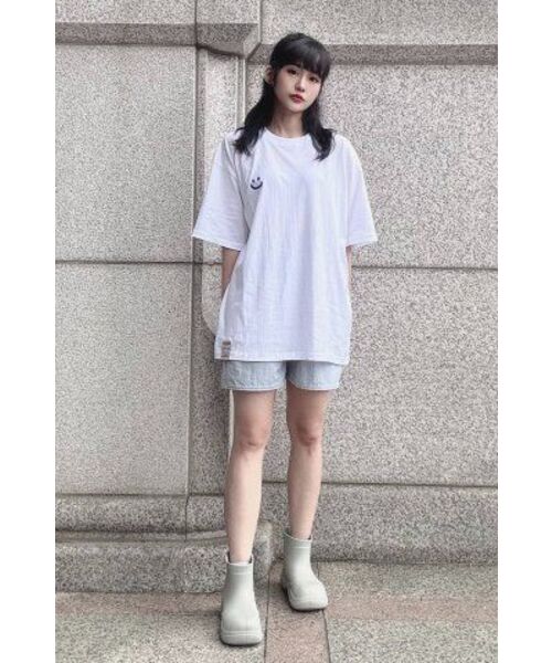 GRAVER（グレーバー）の「[ユニセックス]スモールドローイングスマイル半袖Tシャツ_3カラー（Tシャツ/カットソー・レディース・ホワイト/ブラック/ネイビー/ホワイト系その他2/ホワイト系/ネイビー系・SMALL/MEDIUM/LARGE/X-LARGE）」の16枚目の写真