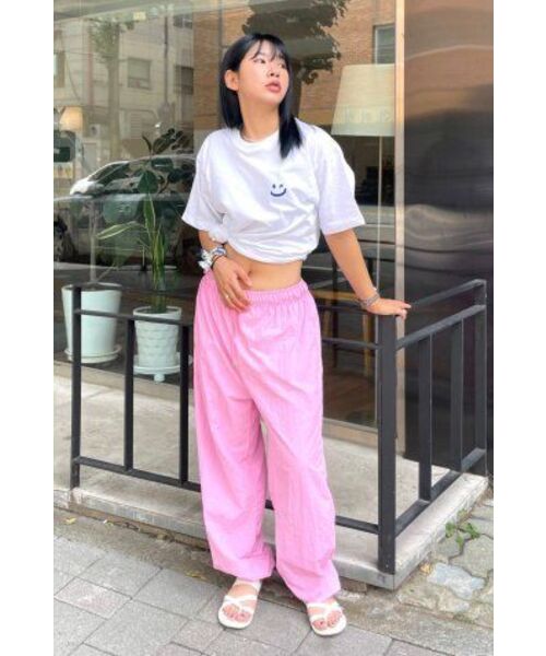 GRAVER（グレーバー）の「[ユニセックス]スモールドローイングスマイル半袖Tシャツ_3カラー（Tシャツ/カットソー・レディース・ホワイト/ブラック/ネイビー/ホワイト系その他2/ホワイト系/ネイビー系・SMALL/MEDIUM/LARGE/X-LARGE）」の11枚目の写真