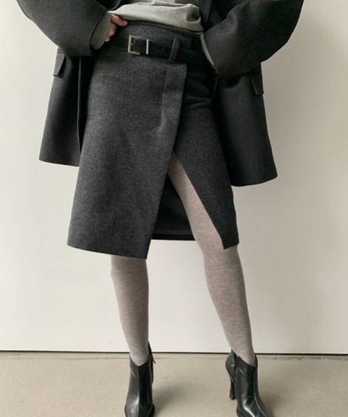 gossip!ロサンゼルス(ゴシップロサンゼルス)の「Y2Kガーリー レトロ スリットハイウエストAラインスカート/ミディ丈【サイズあり】 厚手(秋冬の韓国ファッションガーリー定番)(スカート・レディース・ダークグレー・M/S/L)」の1枚目の写真