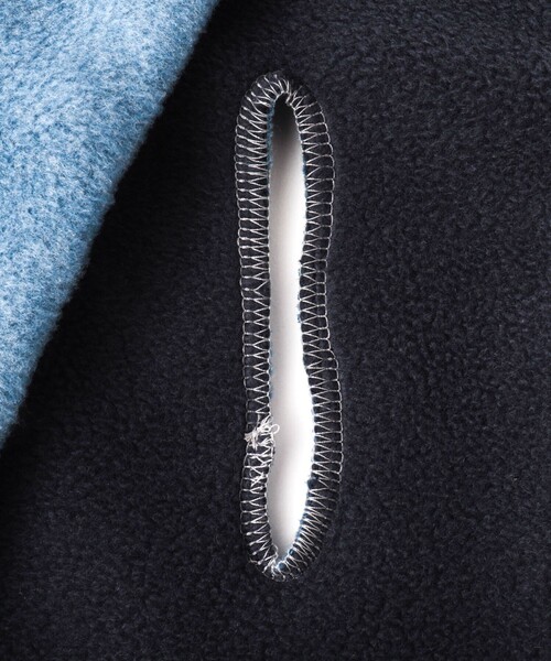 TWEED MILL（ツイードミル）の「【TWEEDMILL/ツイードミル】別注R/Sフリースクロスマフラー17（マフラー・メンズ・ライトブルー/ブラック/チャコールグレー/ネイビー・FREE）」の12枚目の写真