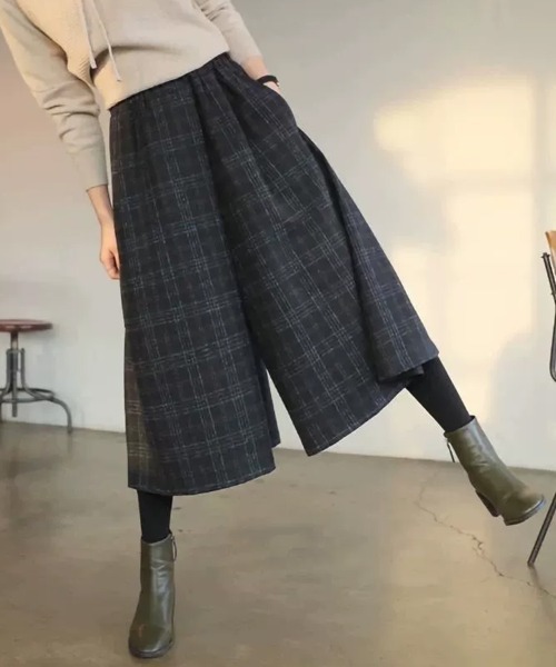 SallyLunn(サリーラン)の「ミディ丈ワイドチェックパンツ(その他パンツ・レディース・ブラック・LARGE/MEDIUM)」の7枚目の写真